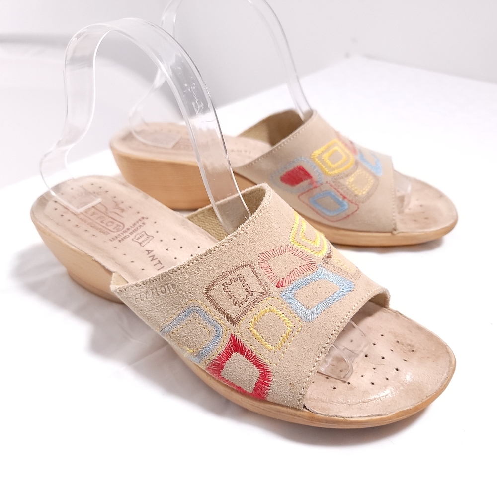 FlyFlot Anti Shock Embroidered Full Leather Italian Comfort Wedge Sz 10 / 41